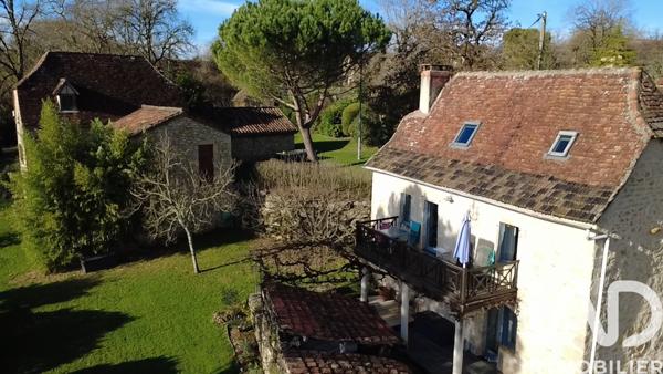 Maison à vendre 10 pièces 305 m² Lissac-et-Mouret