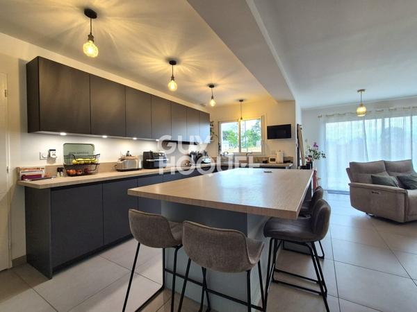 MAISON À VENDRE DE 5 PIÈCES DE 125,00 M²