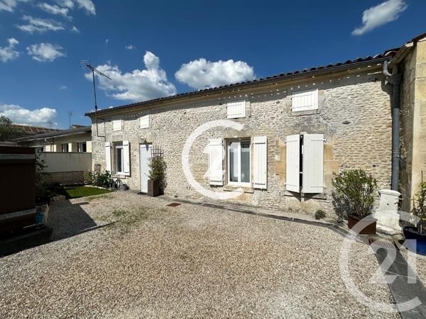 Maison à vendre  4 pièces - 135 m2 CHERAC - 17