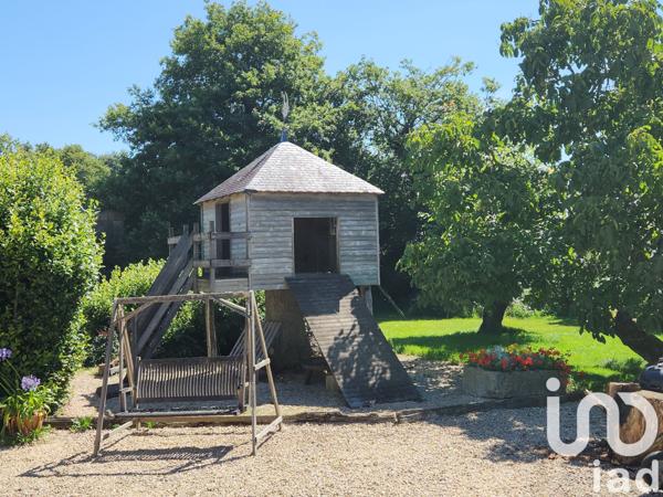 Maison à vendre 8 pièces 235 m² La Grée-Saint-Laurent