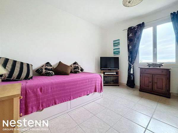 Maison T7 élevée d'un étage, libre de 4 faces,160 m² sur parcelle de 1336 m²