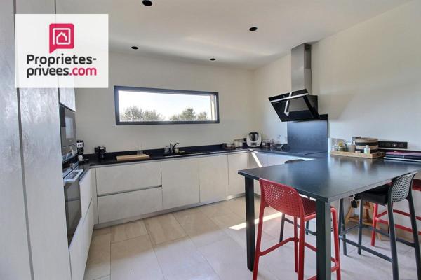 Villa Lorgues 192 m² sur 1940 m² proche centre