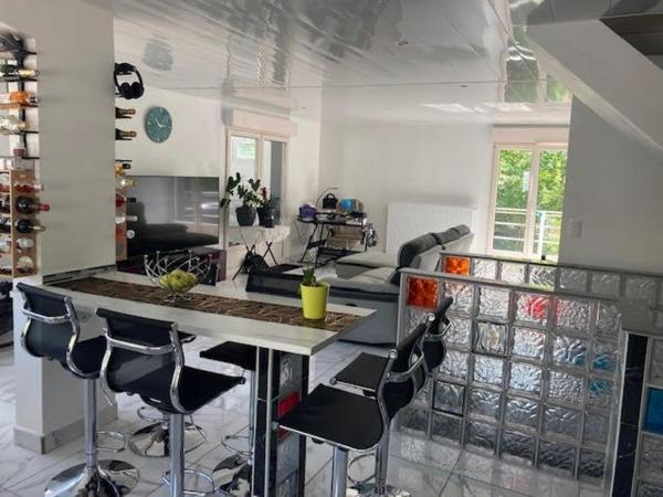 Maison entièrement rénové à Mussy sur seine (10) !