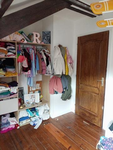 Charmante maison avec grange cherche nouvelle famille Cette charmante