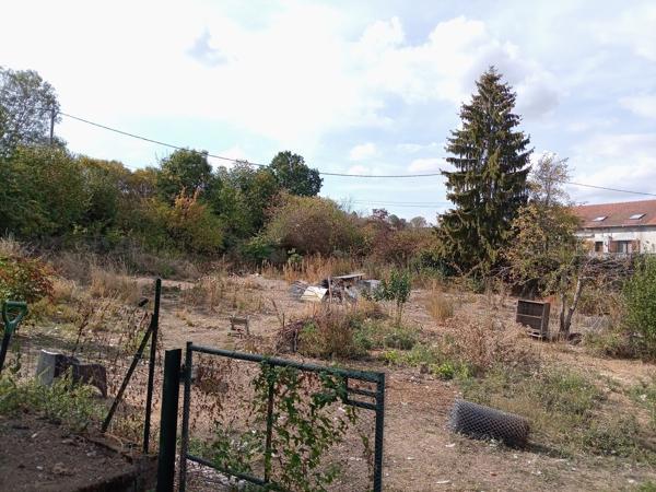 Charmante maison avec grange cherche nouvelle famille Cette charmante