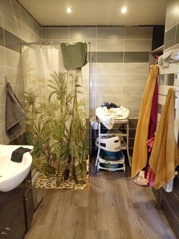 Charmante maison avec grange cherche nouvelle famille Cette charmante