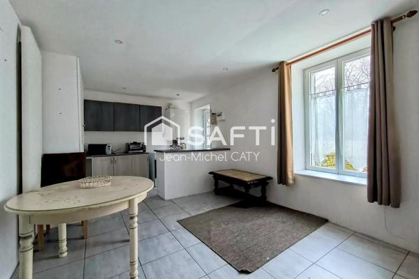 POUILLY SUR LOIRE, maison habitable avec fort potentiel.