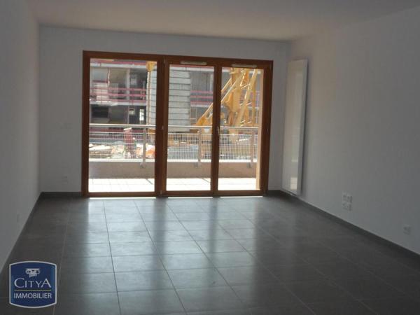 Appartement à louer 3 pièces 67.2m²