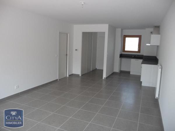 Appartement à louer 3 pièces 67.2m²