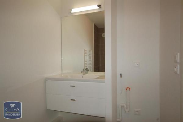 Appartement à louer 3 pièces 67.2m²