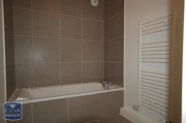 Appartement à louer 3 pièces 67.2m²