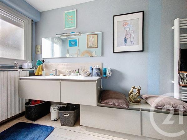 Maison à vendre  5 pièces - 124,50 m2 MARENNES - 17