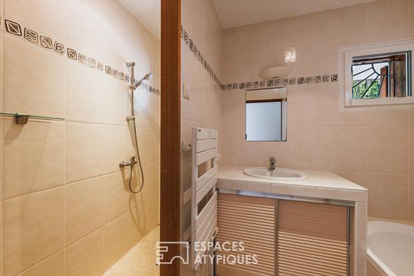 Maison en bardage bois au bourg de Lège-Cap-Ferret