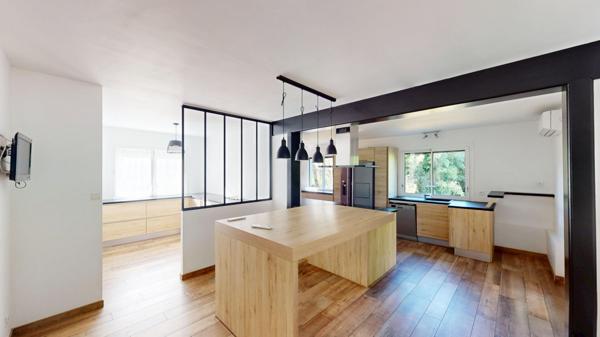 Vente Maison228 m² - 9 Pièces - CERIZAY (79140)