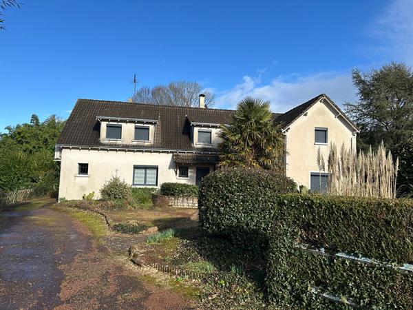 Vente Maison228 m² - 9 Pièces - CERIZAY (79140)
