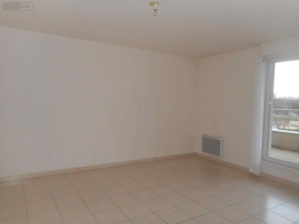 Appartement à louer à Bléré dans l'Indre-et-Loire (37150), ref : 021/1275