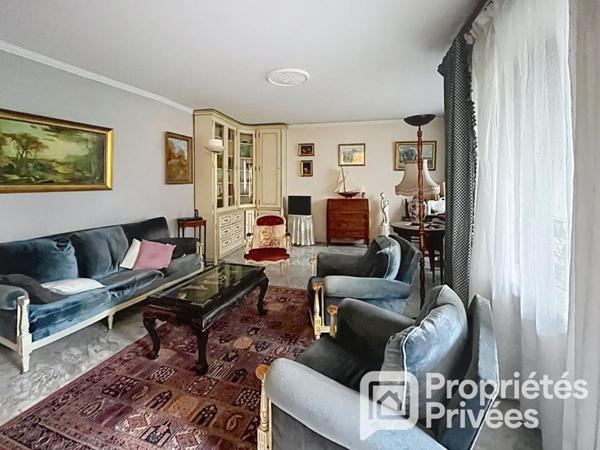 CHÂTENAY-MALABRY  - GRAND 3/4 PIÈCES ÉVOLUTIF AVEC GARAGE, BALCON ET FORT POTENTIEL
