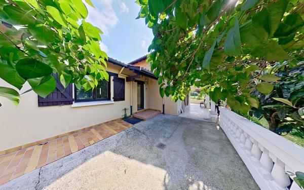 Maison à vendre    5 pièces •  Dommartin