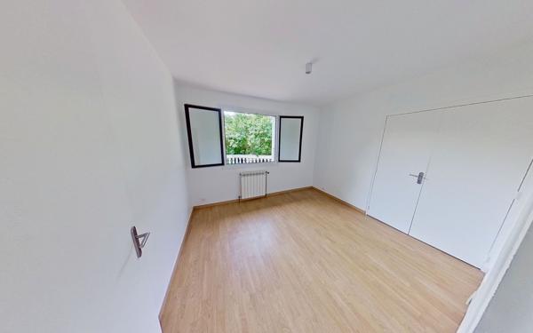 Maison à vendre    5 pièces •  Dommartin