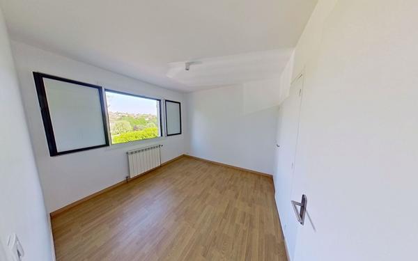 Maison à vendre    5 pièces •  Dommartin