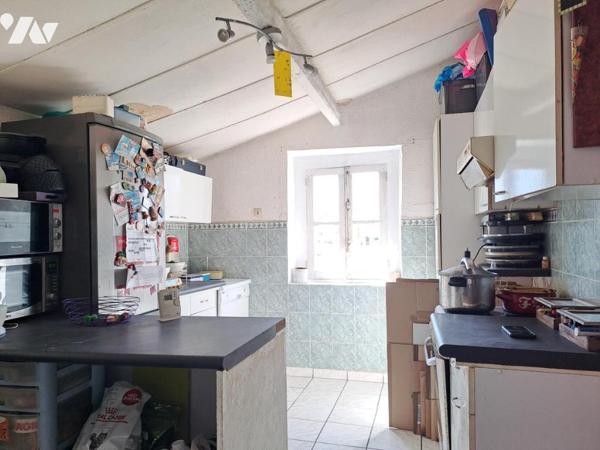 REZE - BALINIERE - Maison ancienne avec dépendances à rénover