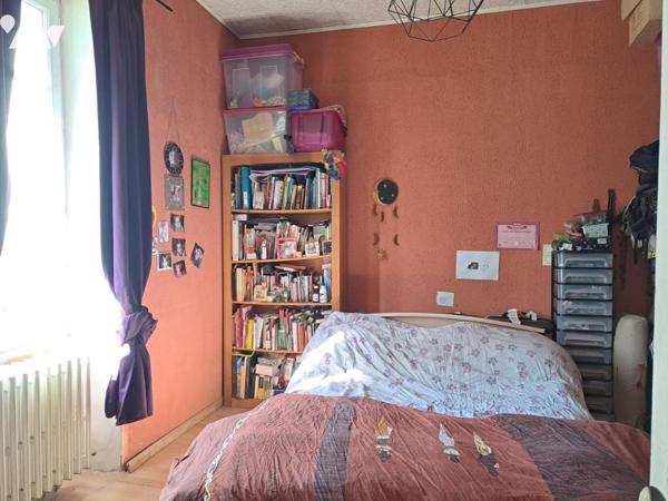 REZE - BALINIERE - Maison ancienne avec dépendances à rénover