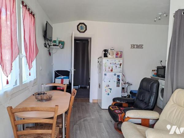 REZE - BALINIERE - Maison ancienne avec dépendances à rénover