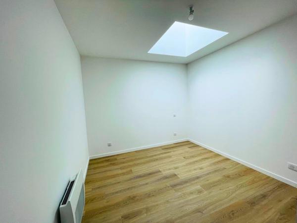 Vente                                                      Appartement
                        
                     2 pièces                      51 m2                     à Came
