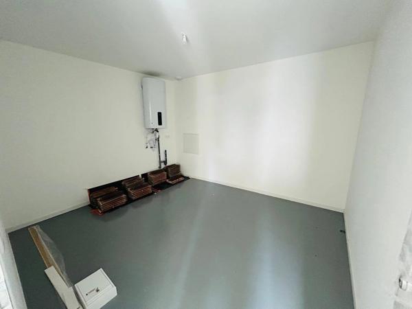 Vente                                                      Appartement
                        
                     2 pièces                      51 m2                     à Came