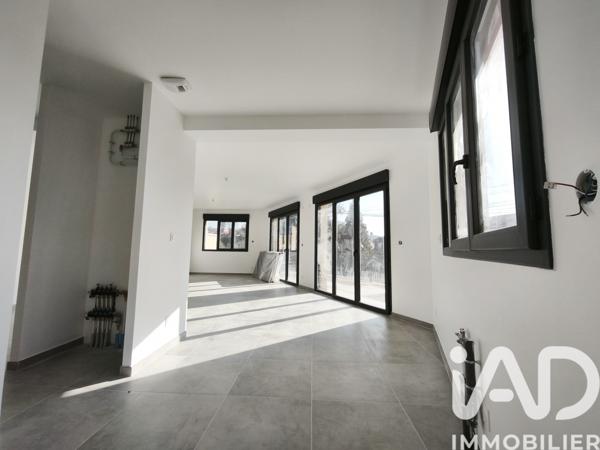 Maison à vendre 5 pièces 125,38 m² Germigny-l'Évêque