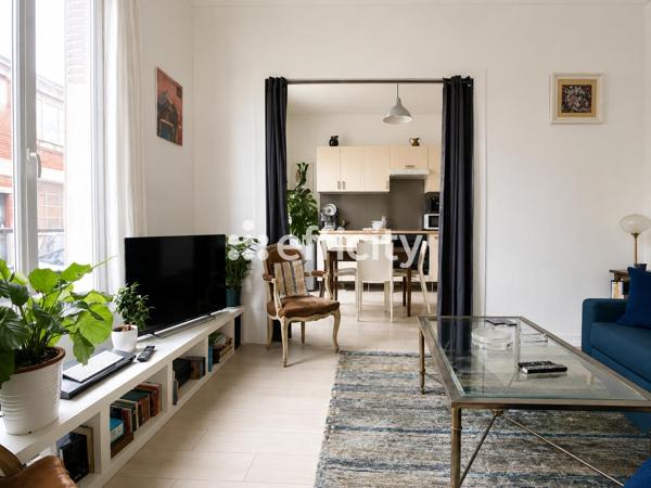 Appartement
         2 pièces
        - 50 m² Exclusivité 235 000 € *