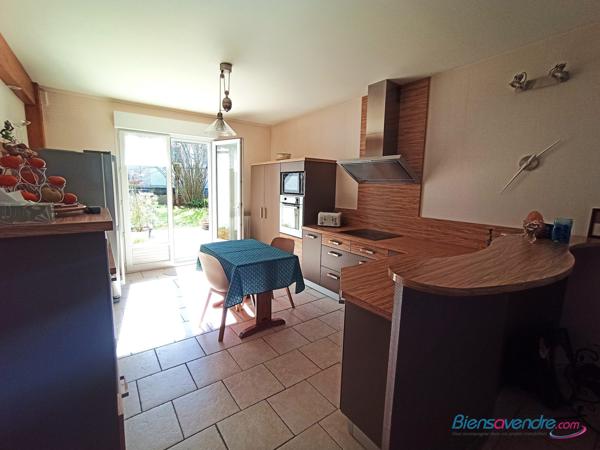 GRANDE MAISON LUMINEUSE