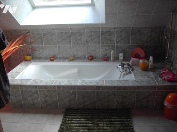 Maison d'habitation construite sur 2 étages 4 chambres