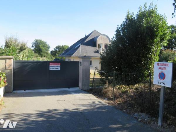 Maison d'habitation construite sur 2 étages 4 chambres