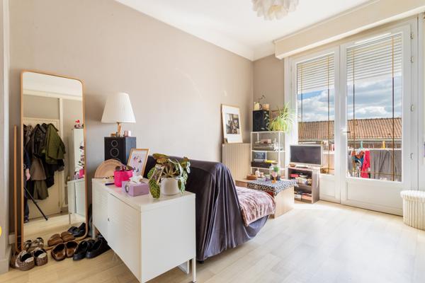 Immeuble 5 pièces - 135 m² Exclusivité