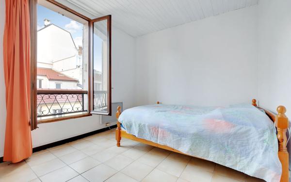 Maison à vendre    8 pièces • 107 m2 Paris 15