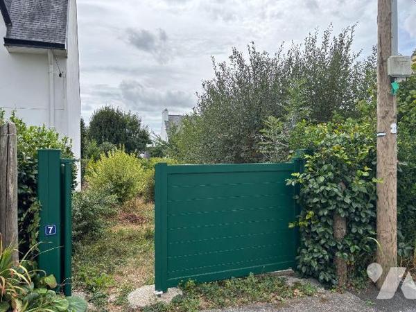 Terrain a Vendre à BRIEC, en Finistère Sud (29), au Coeur du Bourg, Terrain Constructible arbor...