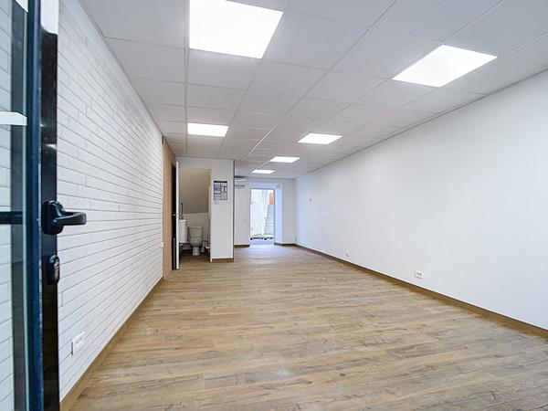 Fonds de commerce et Murs à vendre 38 m2  - Secteur Mazargues 13009 Marseille