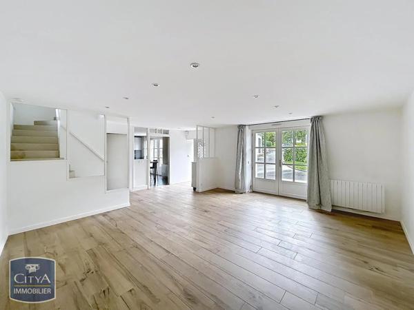 Maison à louer 6 pièces 156.11m² Auray (56400)