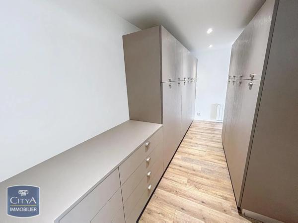 Maison à louer 6 pièces 156.11m² Auray (56400)
