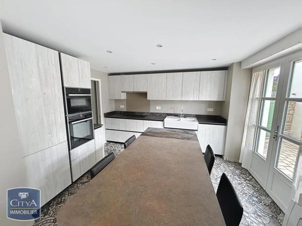 Maison à louer 6 pièces 156.11m² Auray (56400)