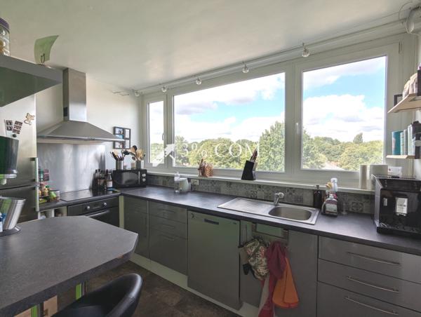 Appartement 3 pièce(s) 2 chambre(s) 99 m²