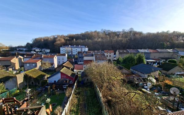 Maison à vendre    2 pièces •  Thil