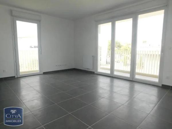Appartement à louer 3 pièces 58.4m² Marseille (13013)