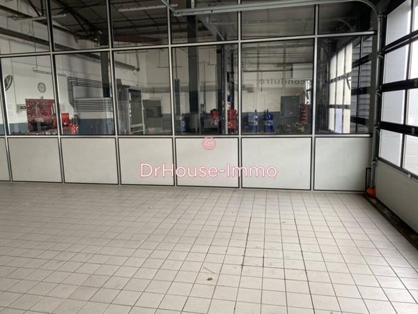 Commerce à vendre 15 pièces de 3 500 m²