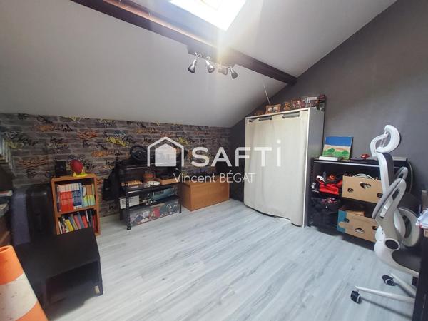 MAISON 4 CHAMBRES JARDIN 5 MN GARE LIGNE R