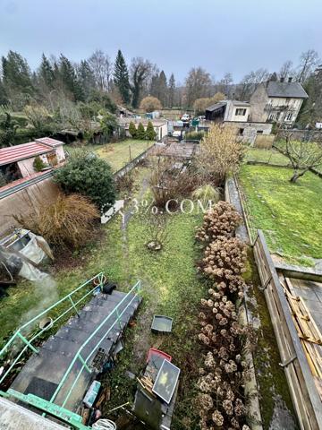 Maison 10 pièce(s) 4 chambre(s) 210 m²