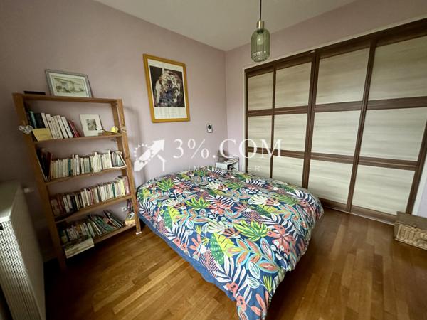 Maison 10 pièce(s) 4 chambre(s) 210 m²