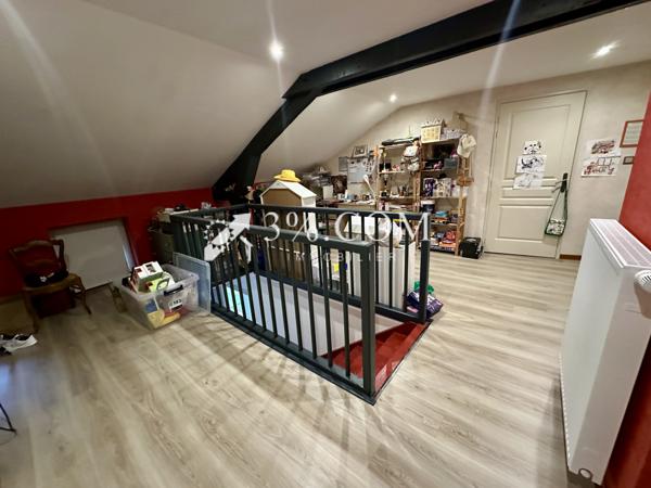 Maison 10 pièce(s) 4 chambre(s) 210 m²