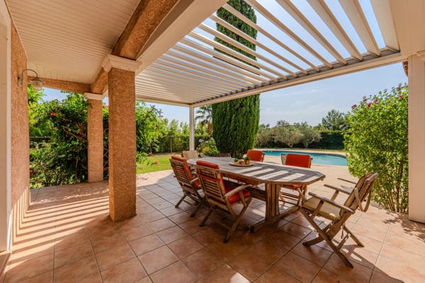 Immobilier Saint-Gilles (30800) – Villa 150.47m2 – 490 000 €